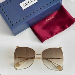 Gucci Women's Gold and Brown Sunglasses